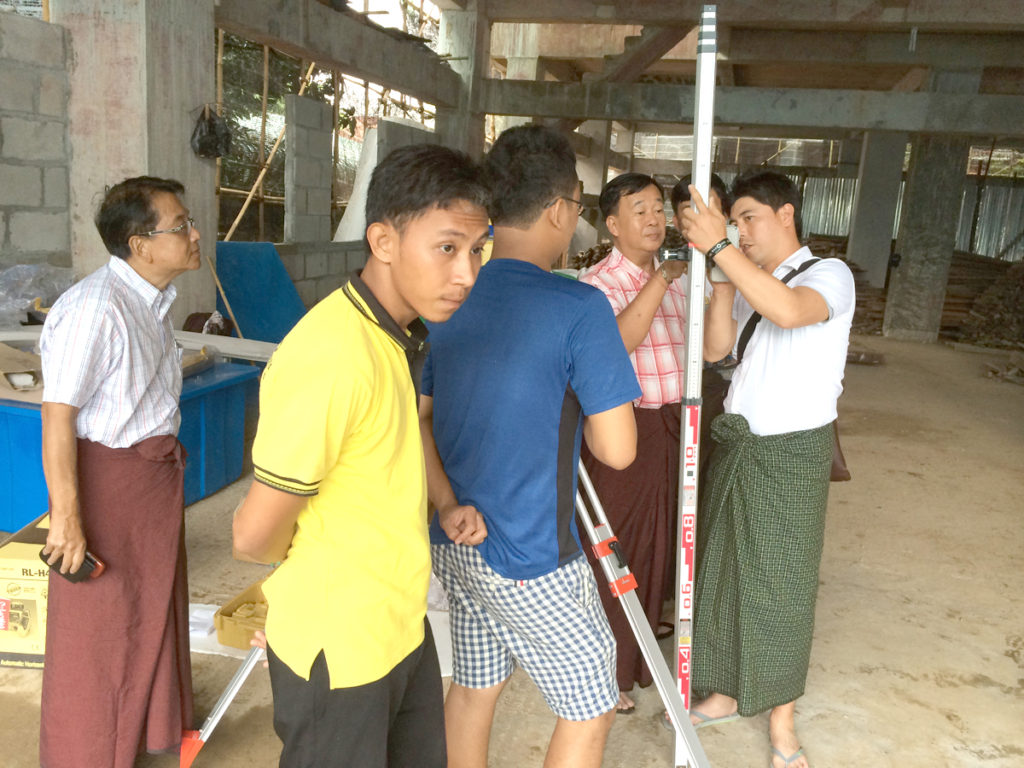 ミャンマーの現場調査風景2